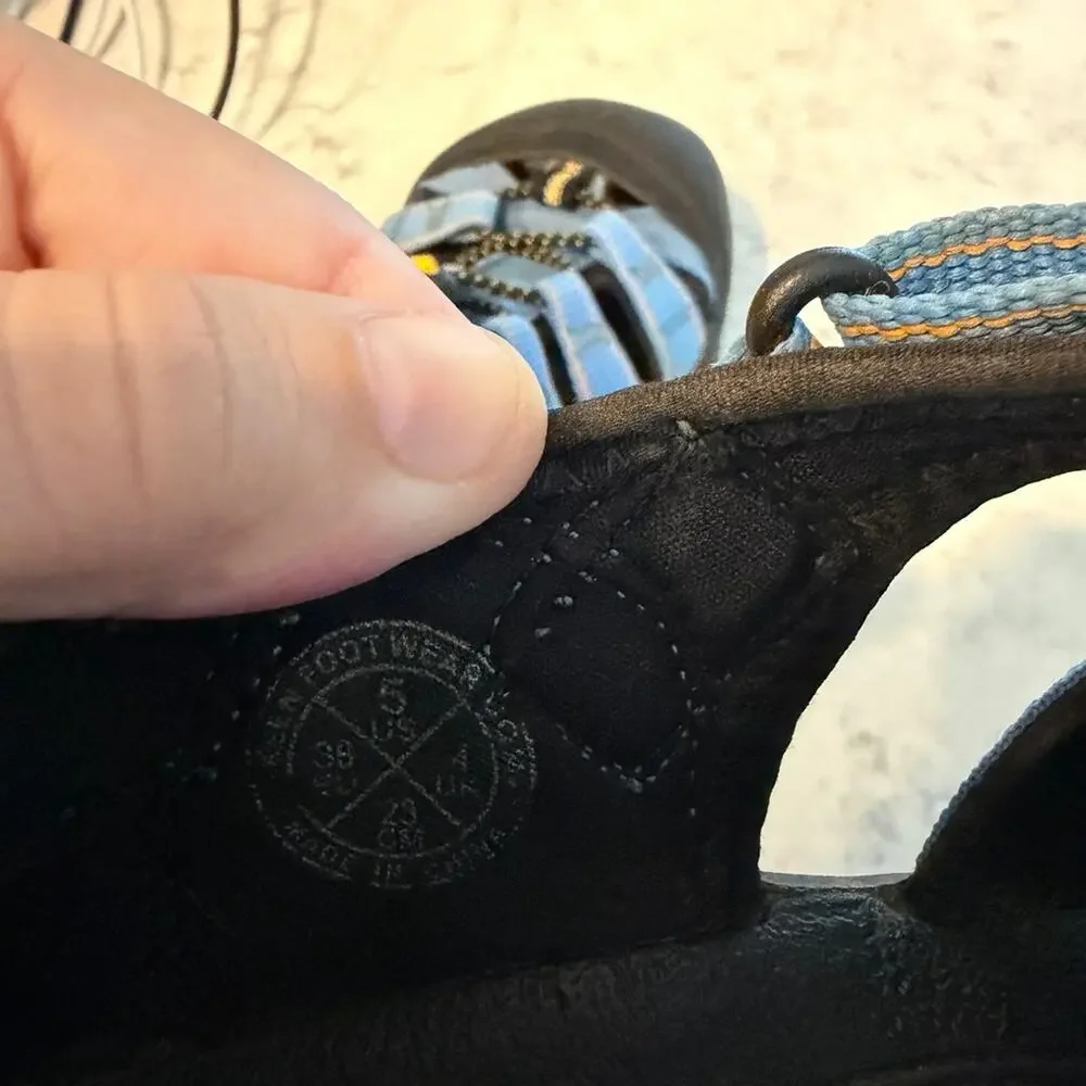 Keen Hiking Sandals Blue Black Orange Size 5